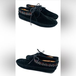 MINNETONKA Mosaic Western Booties Moccasin Black Suede Women’s size 9